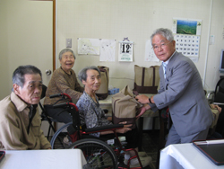 愛のふれあい訪問